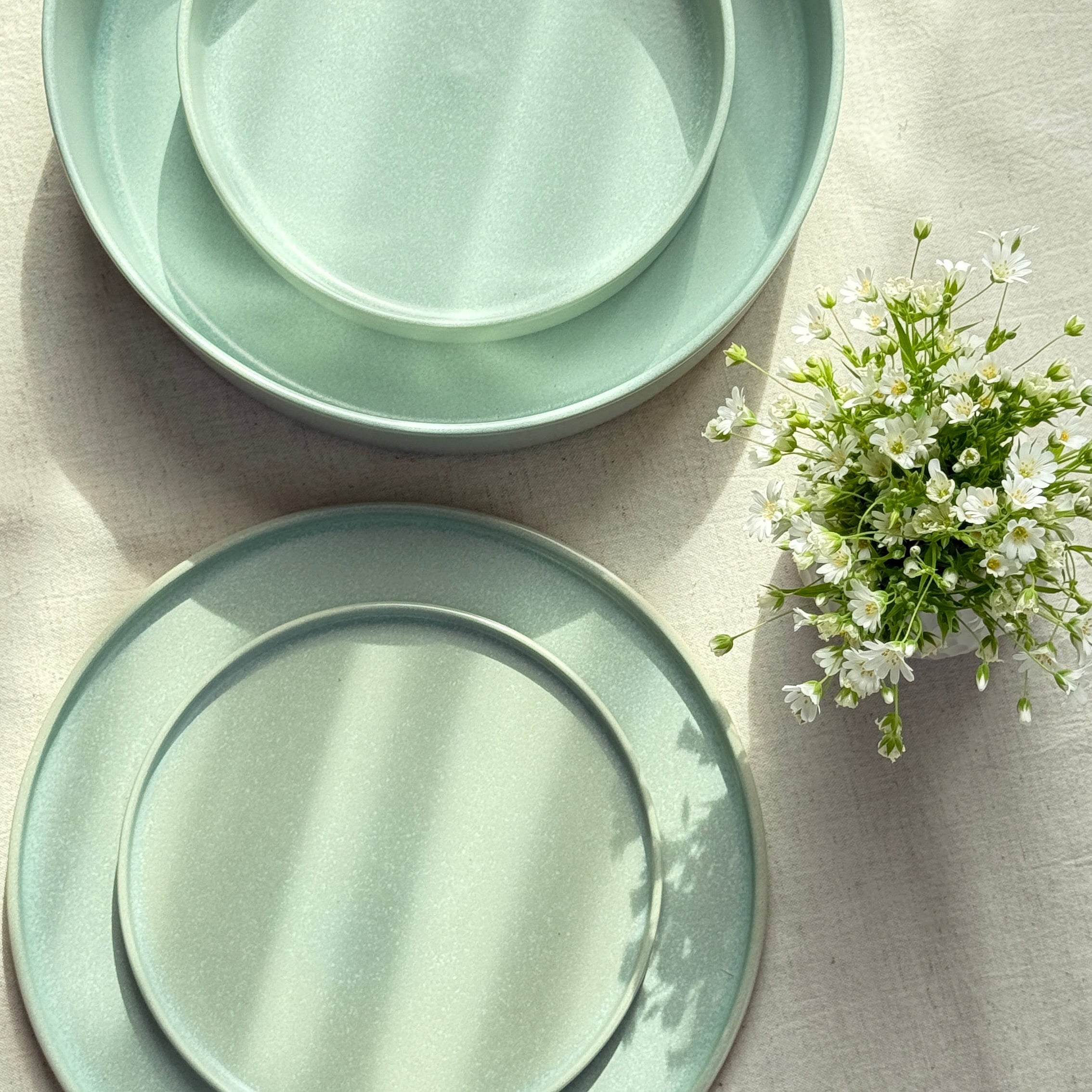 green tableware