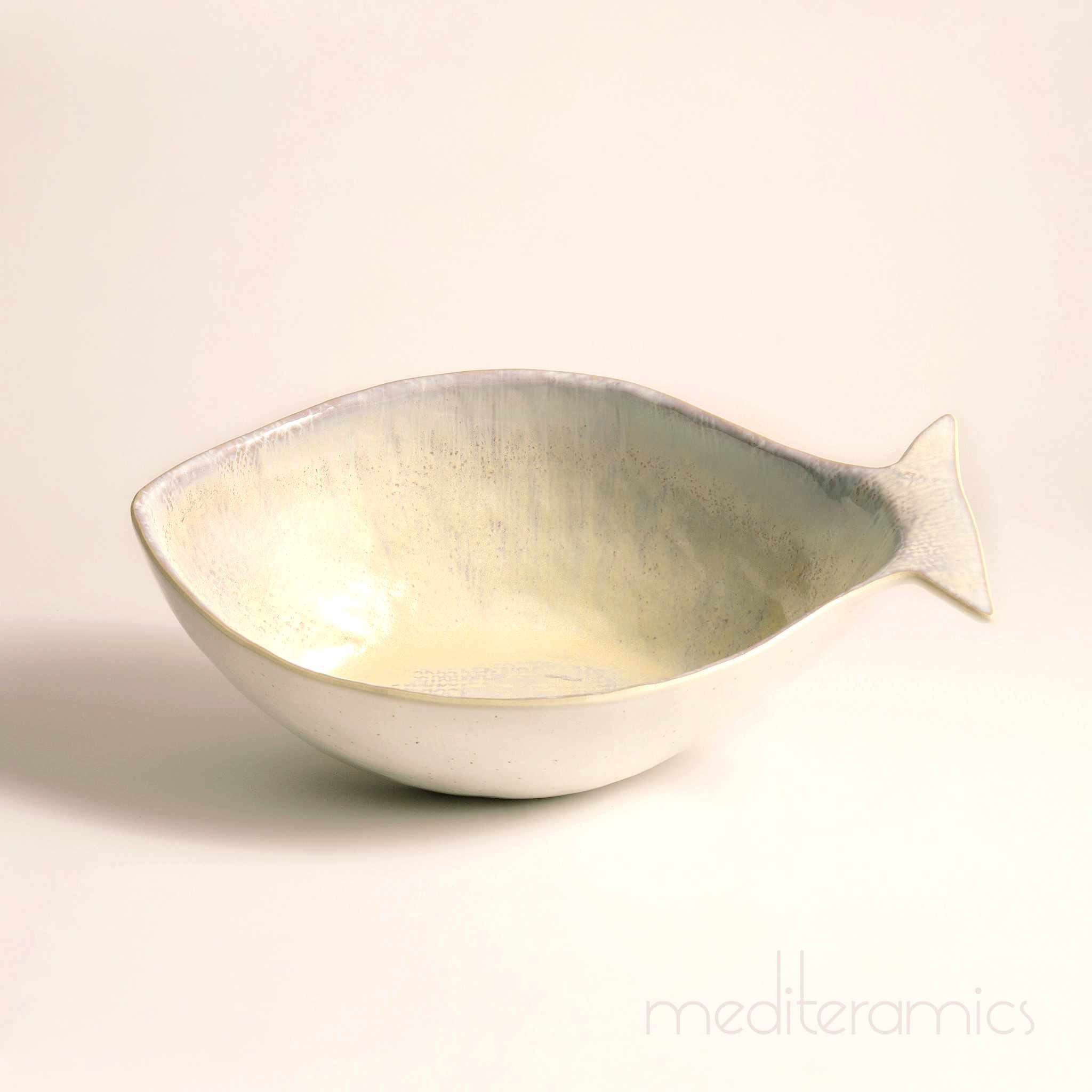 Doraya Serving Bowl in Fish Form – handgefertigte Keramik aus Portugal | Mediteramics