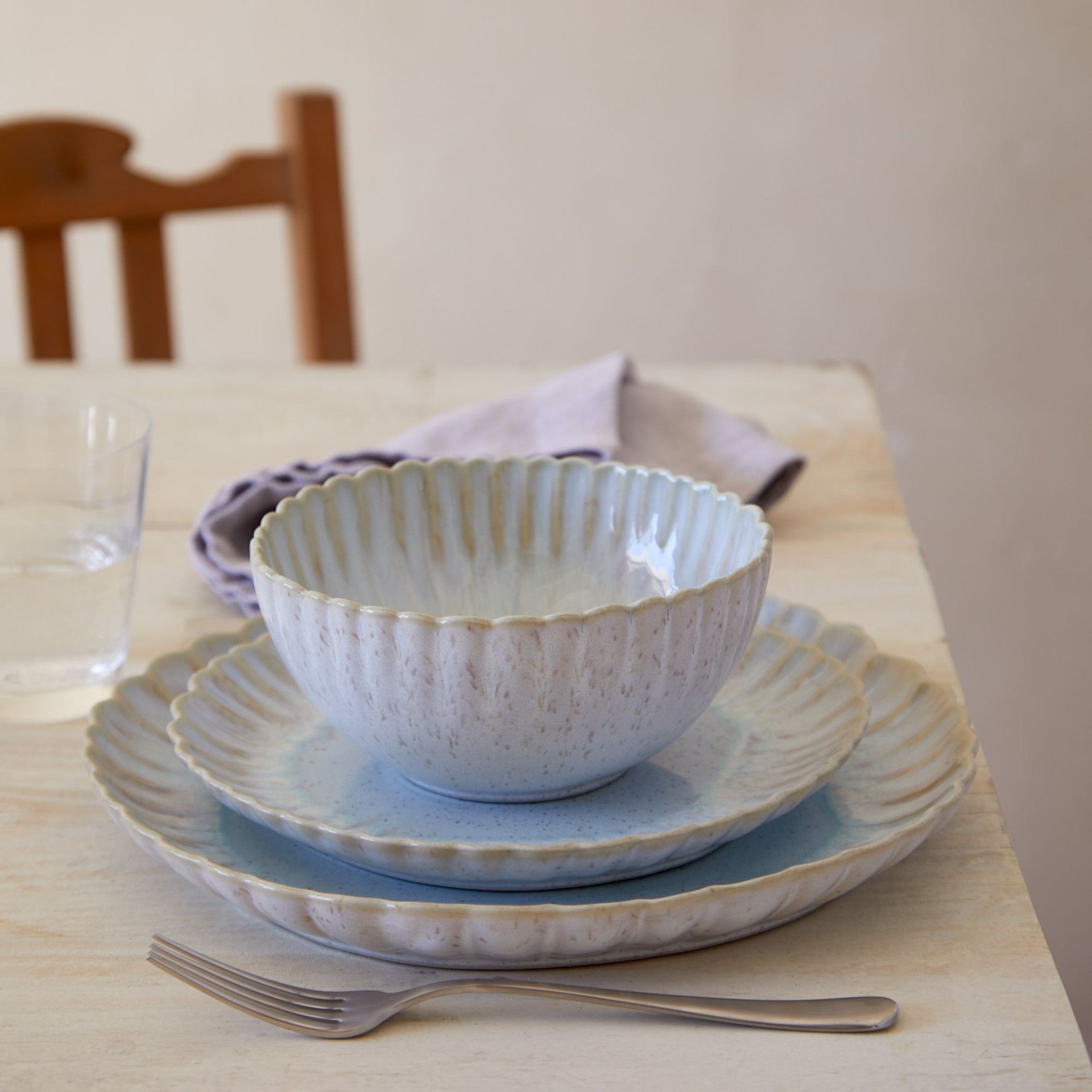 Nuretta Dinner Plate – handgefertigte Keramik aus Portugal | Mediteramics